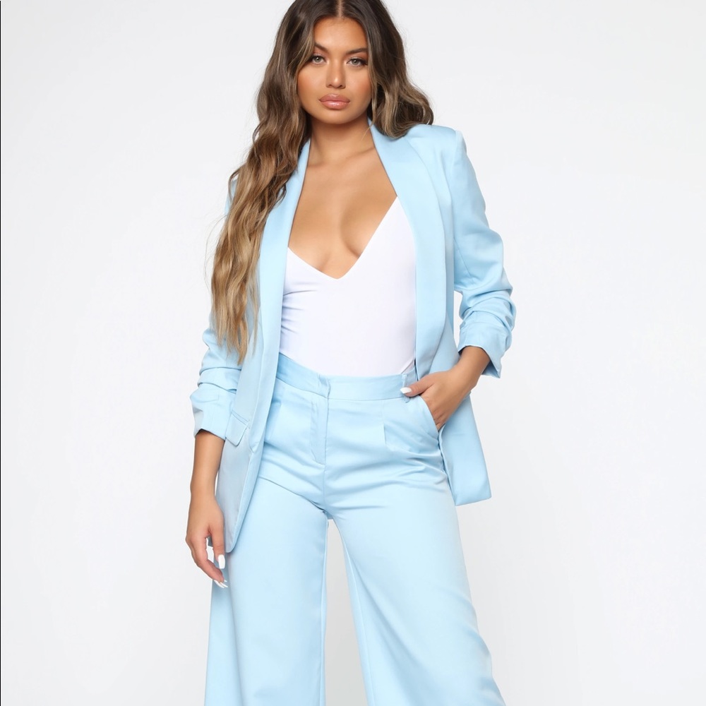 Fashion Nova “As Smart As I Look” Blazer Set